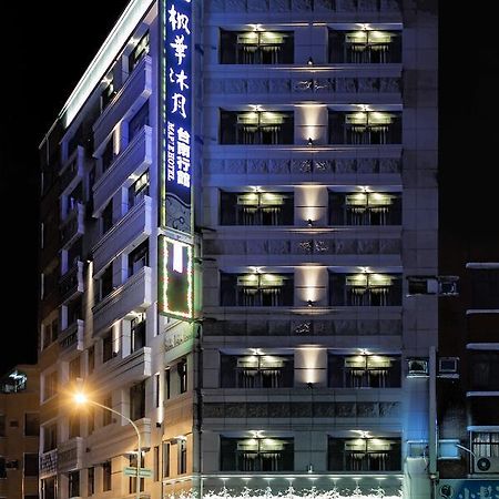 Maple Hotel Tainan Luaran gambar